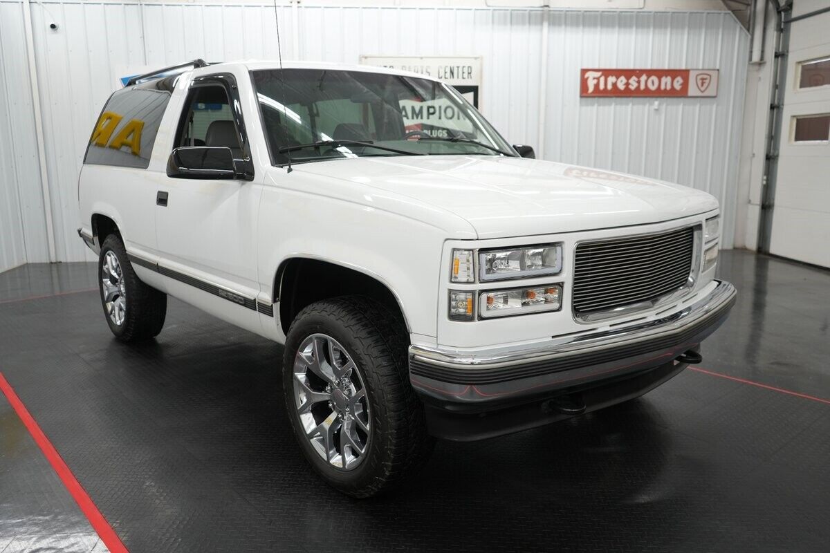 GMC-Yukon-1995-SUV-21