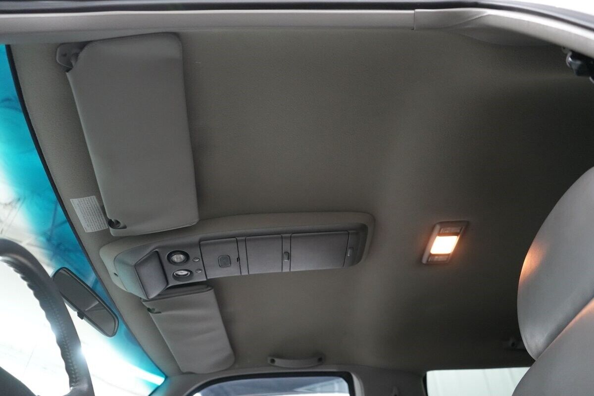GMC-Yukon-1995-SUV-39