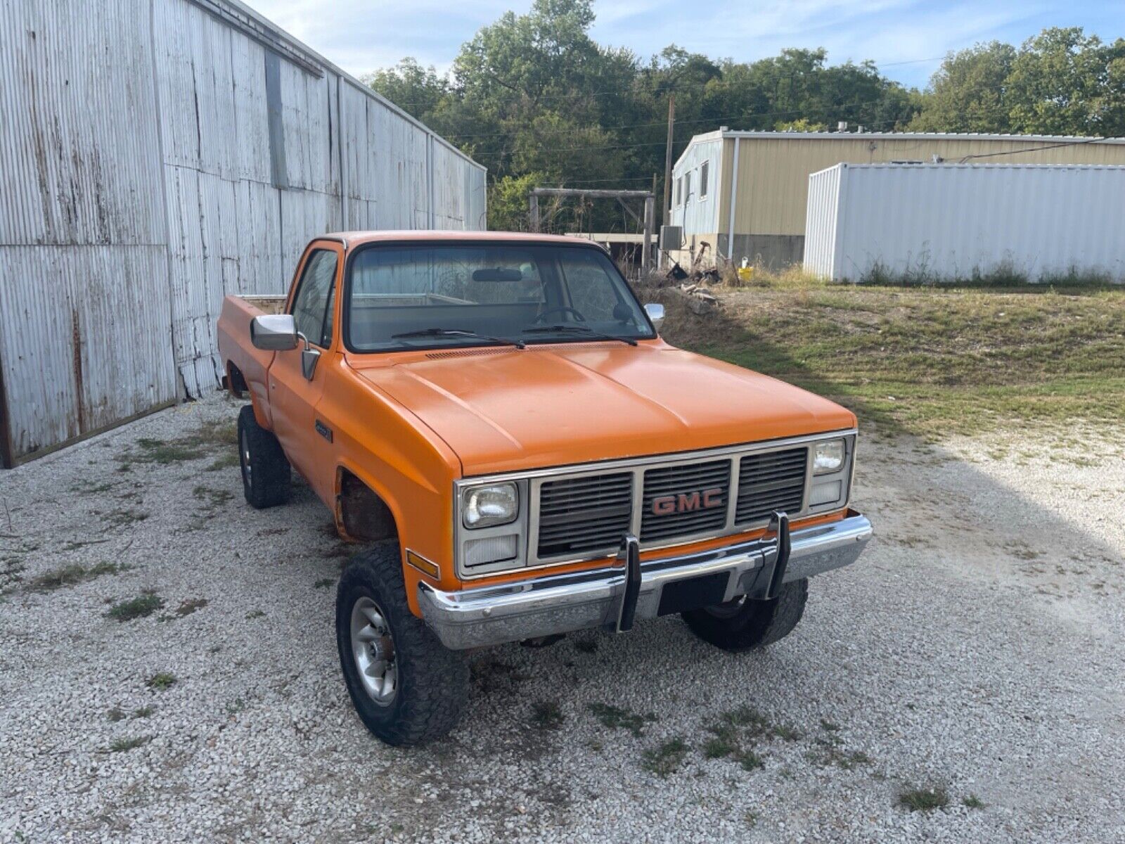 GMC-sierra-classic-2500-1987-1