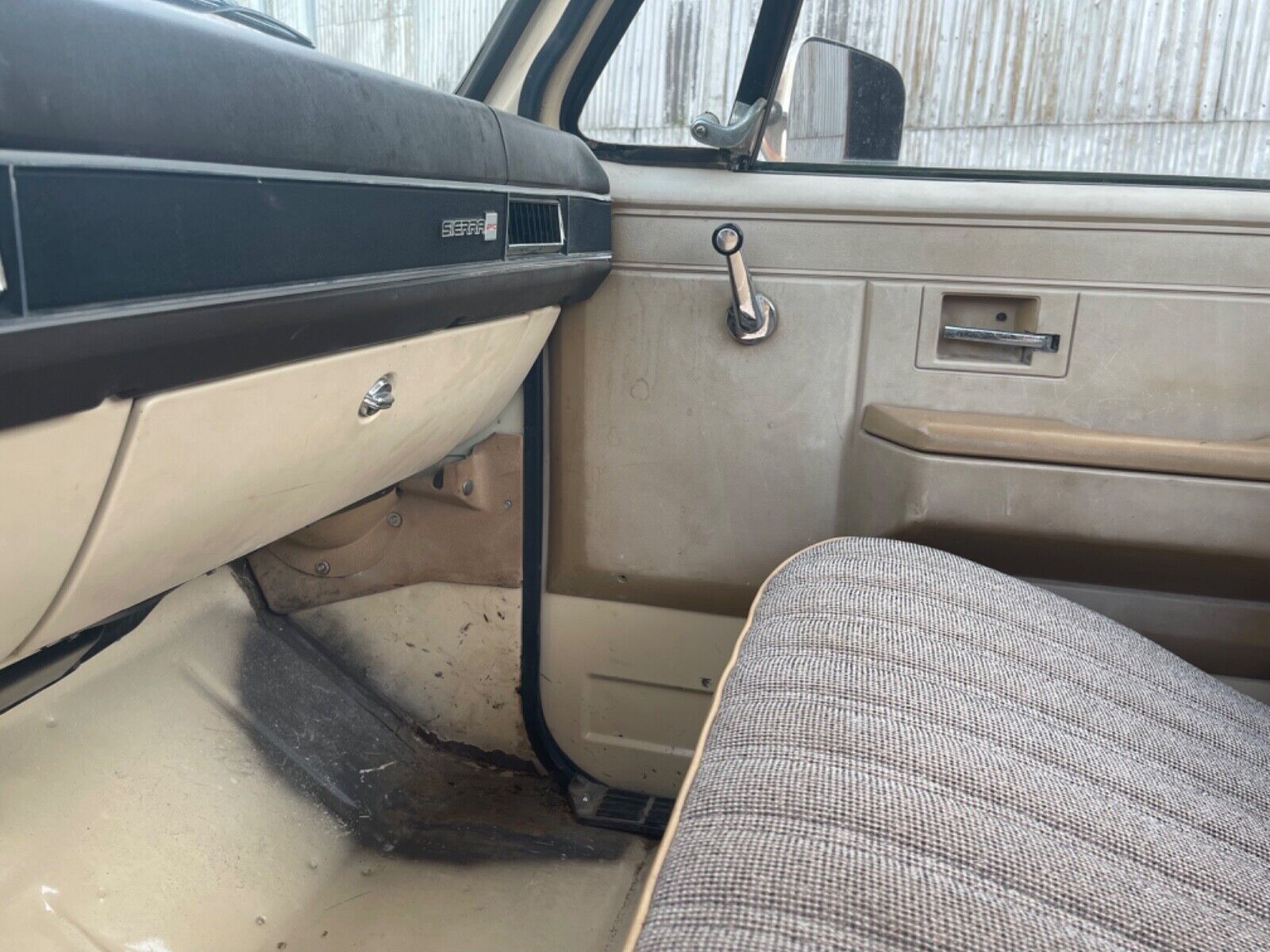 GMC-sierra-classic-2500-1987-13