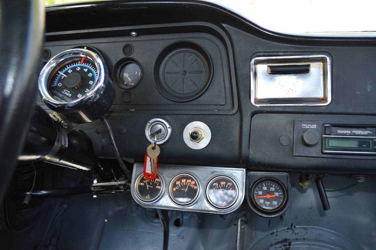 Gmc-1963-grey-8