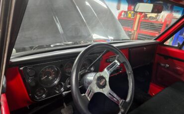 Gmc-1968-red-3