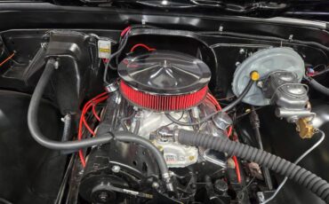 Gmc-1968-red-5
