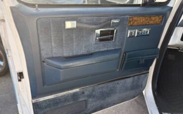 Gmc-1991-white-11