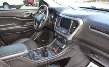 Gmc-Acadia-at4-2021-grey-10