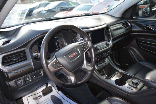 Gmc-Acadia-at4-2021-grey-11