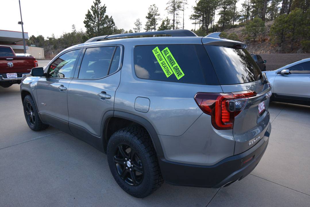 Gmc-Acadia-at4-2021-grey-2