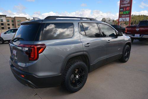 Gmc-Acadia-at4-2021-grey-5