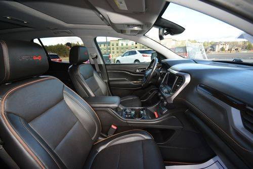 Gmc-Acadia-at4-2021-grey-8