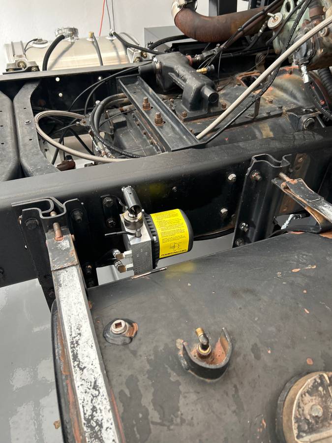 Gmc-Astro-95-diesel-1979-blue-15