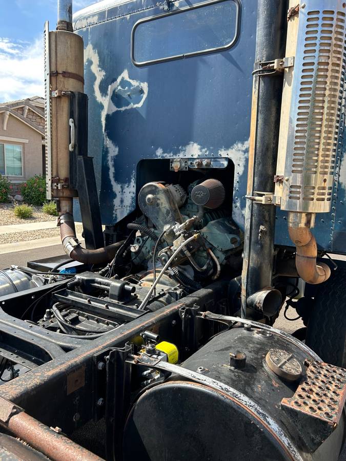 Gmc-Astro-95-diesel-1979-blue-6