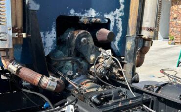 Gmc-Astro-95-diesel-1979-blue-7