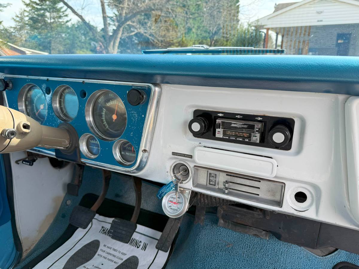 Gmc-C10-long-bed-1972-blue-4