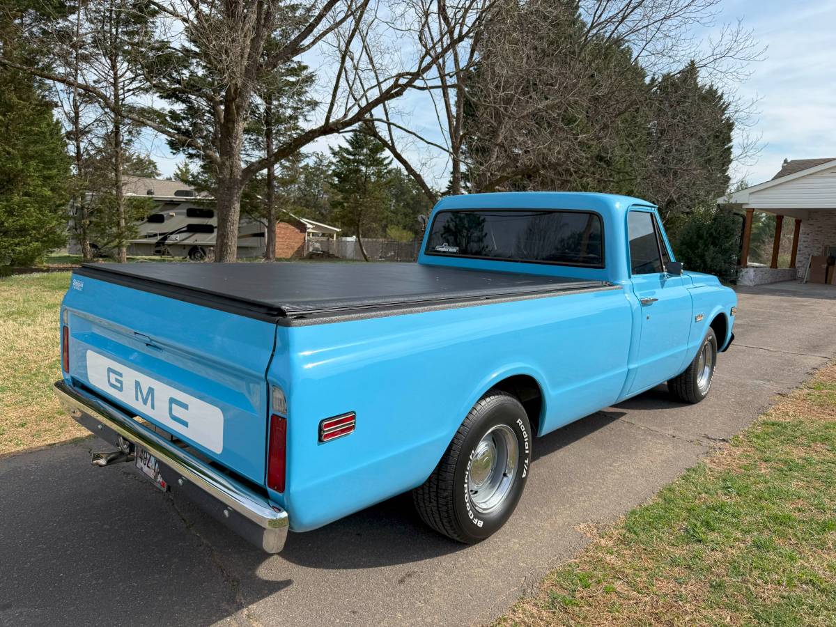 Gmc-C10-long-bed-1972-blue-8