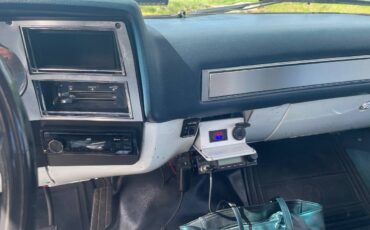 Gmc-C3500-1985-white-11