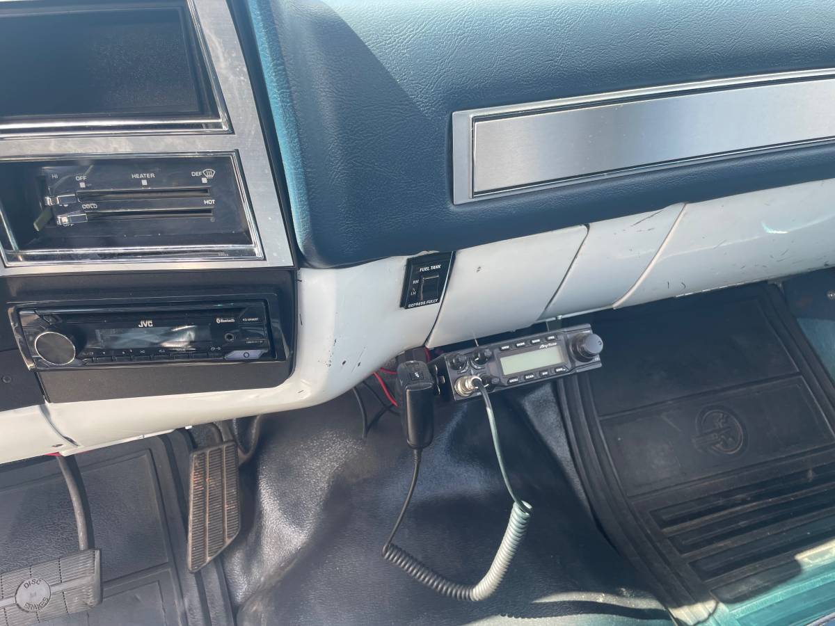 Gmc-C3500-1985-white-12