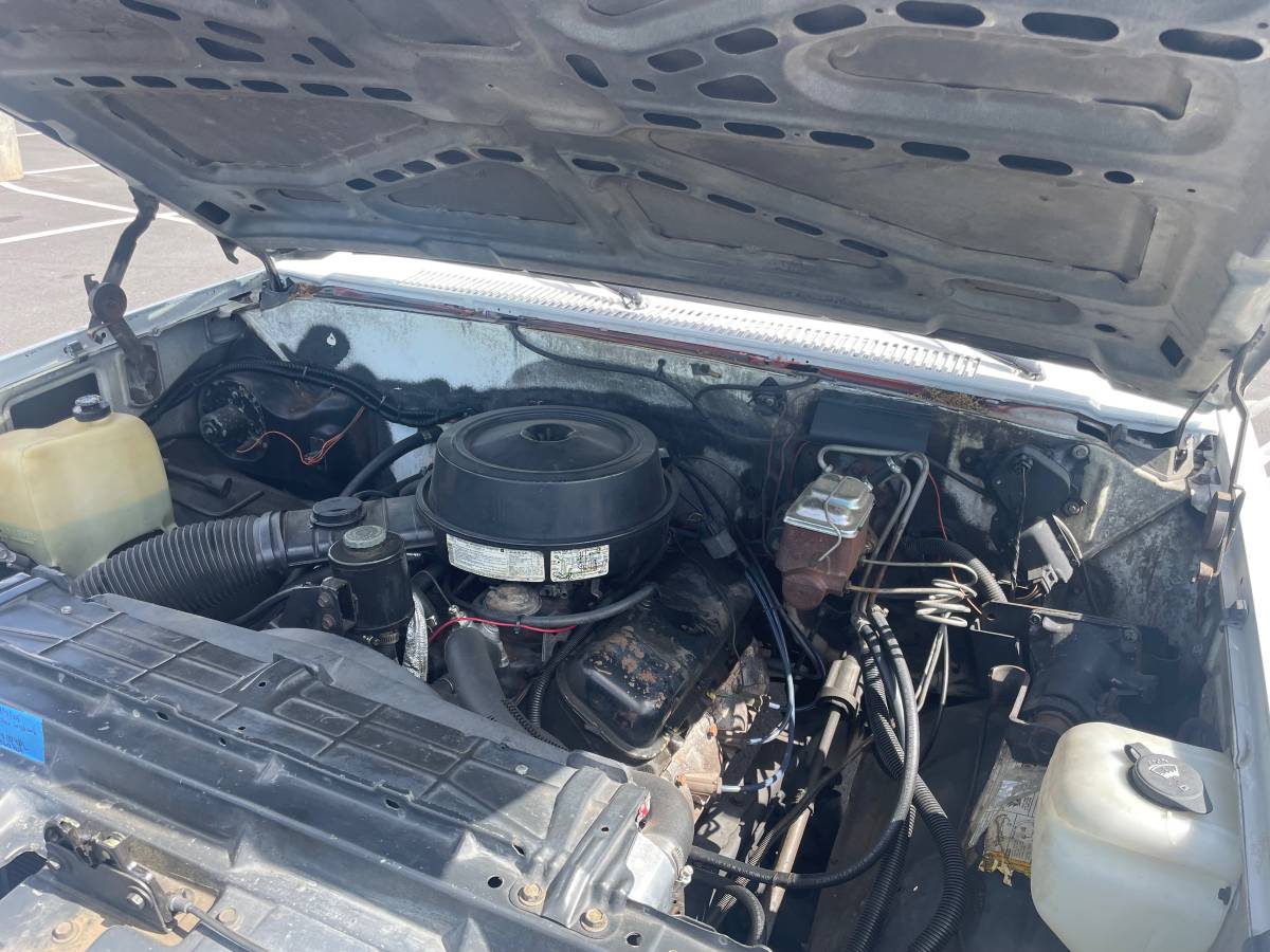 Gmc-C3500-1985-white-13