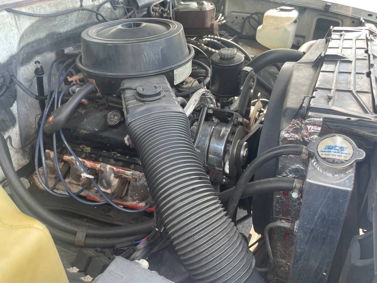 Gmc-C3500-1985-white-15