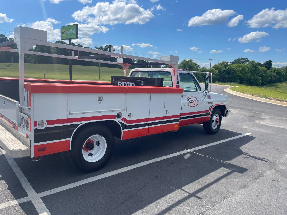 Gmc-C3500-1985-white-3