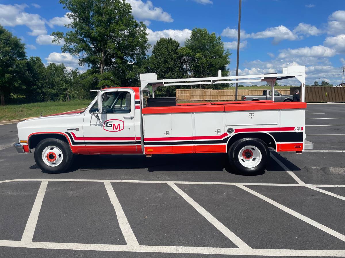 Gmc-C3500-1985-white-6