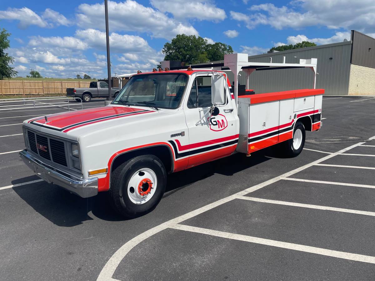 Gmc-C3500-1985-white-7