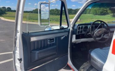 Gmc-C3500-1985-white-8