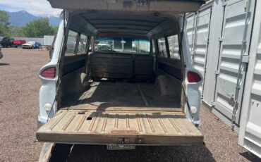 Gmc-Carryall-1960-grey-3