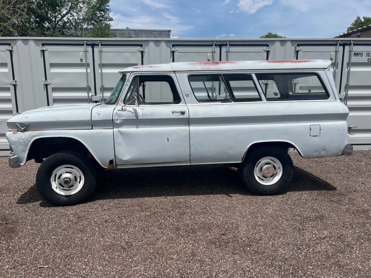 Gmc-Carryall-1960-grey-7
