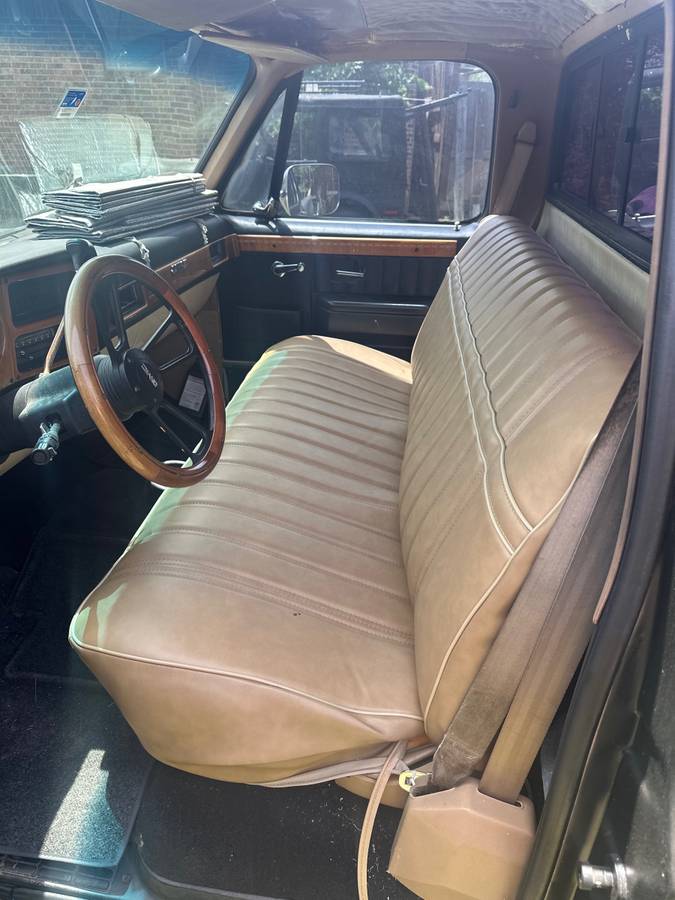 Gmc-Ck-pickup-12-ton-nominalmc-1986-black-4