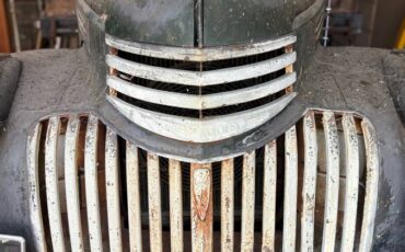 Gmc-Flatbed-1946-grey-1