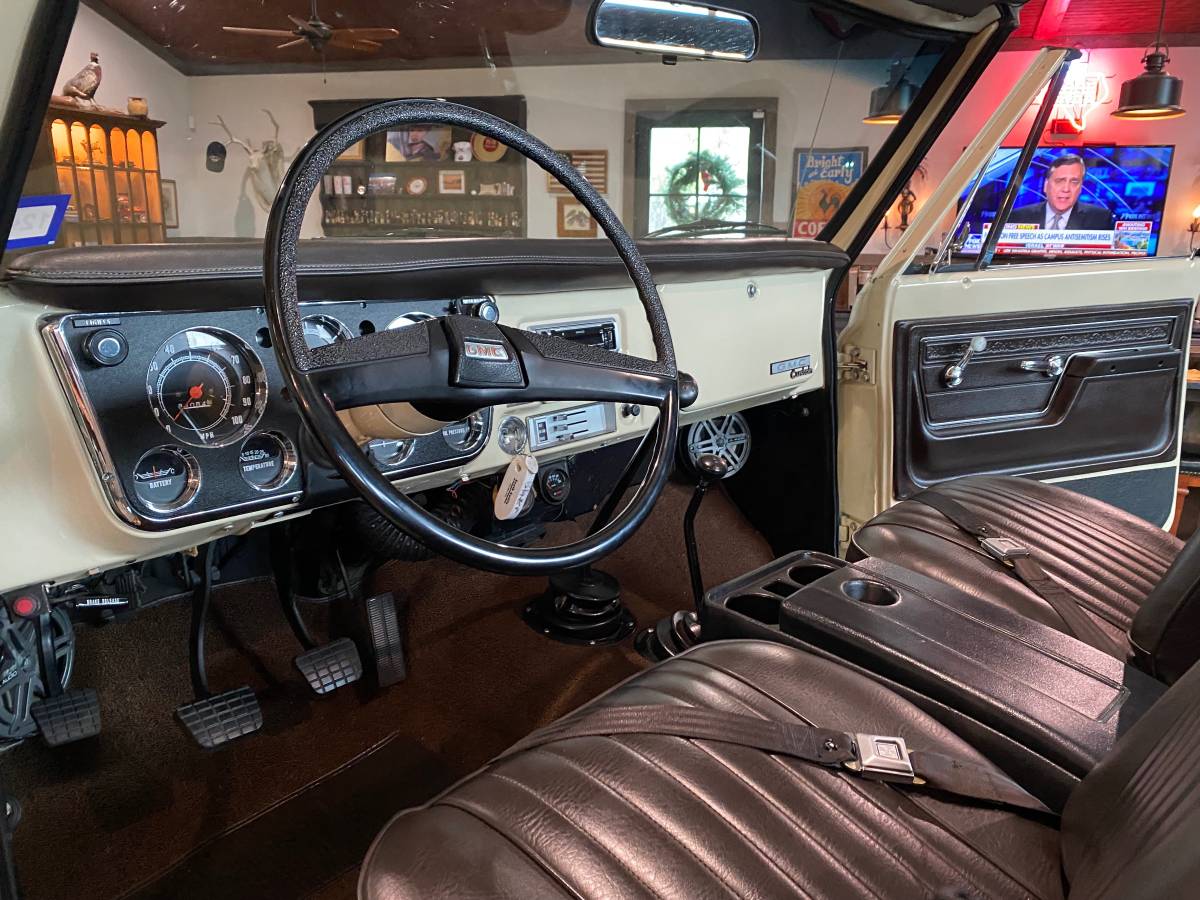 Gmc-Jimmy-1972-custom-12