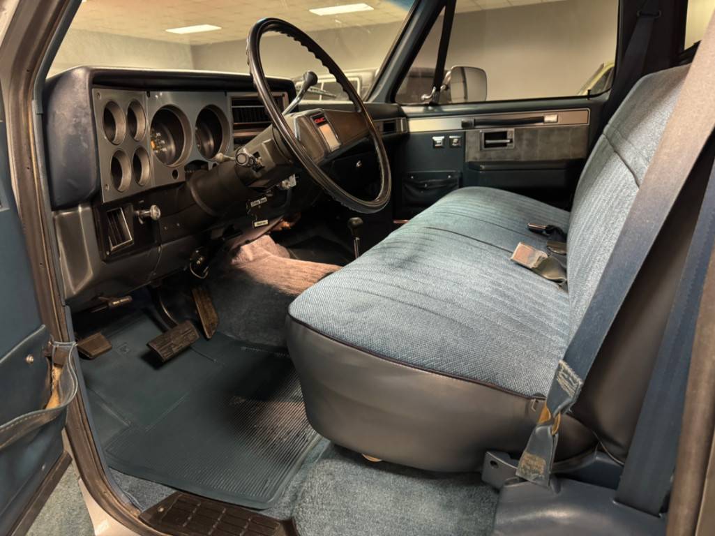 Gmc-K30-sierra-classic-1987-6