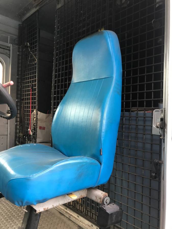 Gmc-P3500-step-van-1995-white-5