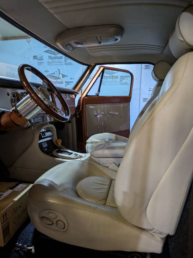 Gmc-Sierra-1500-1971-brown-10