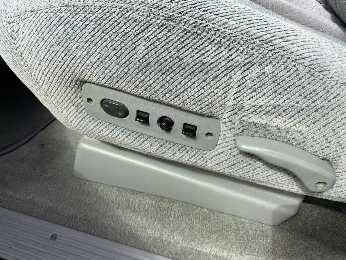 Gmc-Sierra-1500-1995-white-14