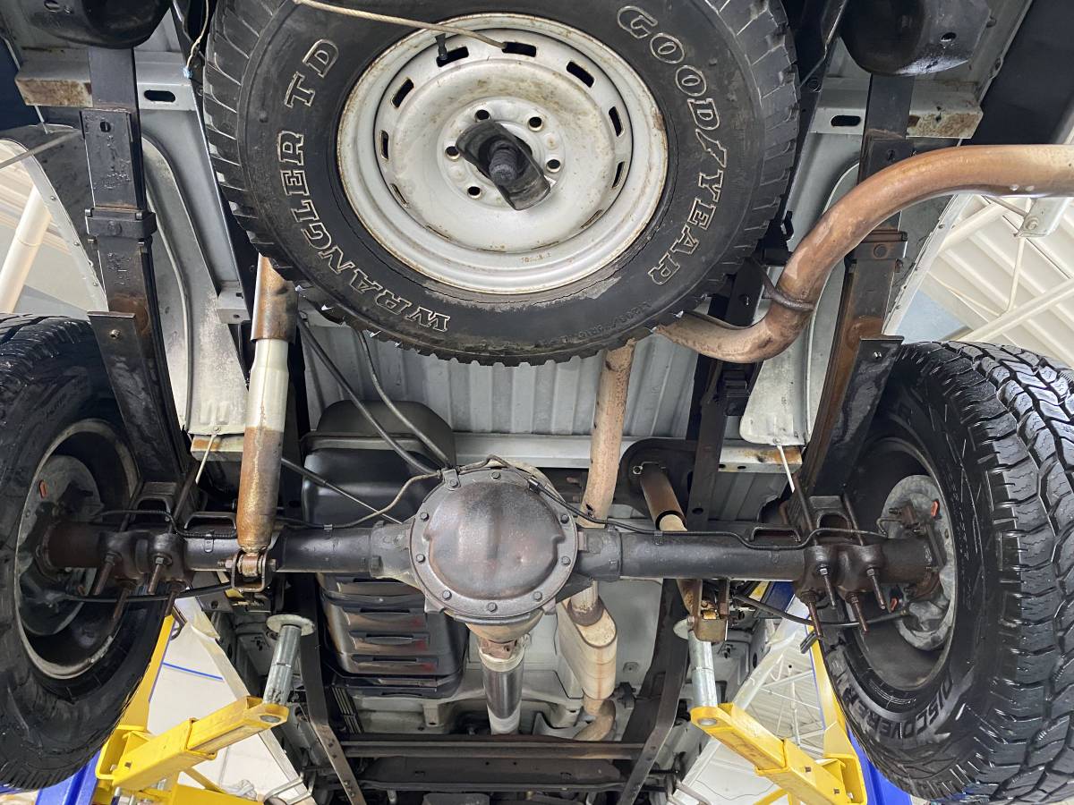 Gmc-Sierra-1500-1995-white-21