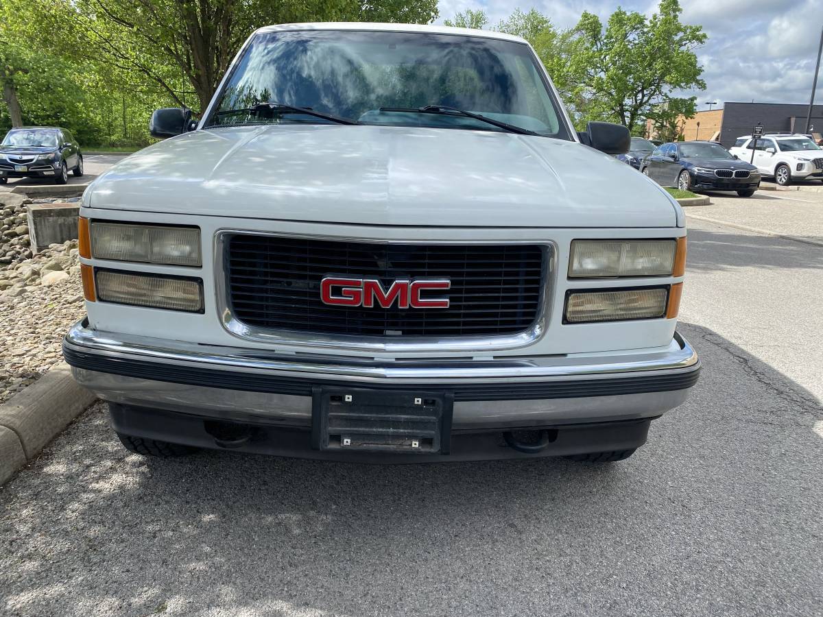 Gmc-Sierra-1500-1995-white-9