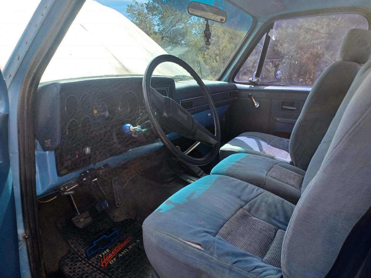 Gmc-Sierra-1986-blue-3