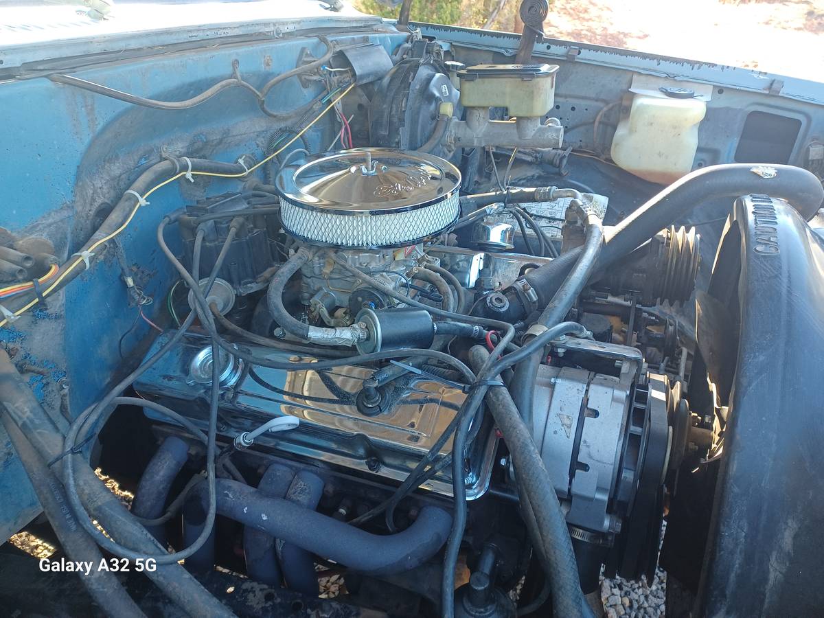 Gmc-Sierra-1986-blue-5