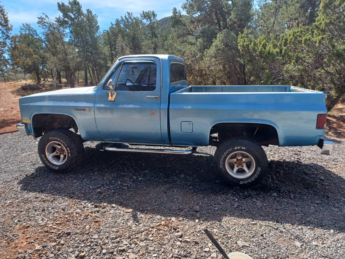 Gmc-Sierra-1986-blue