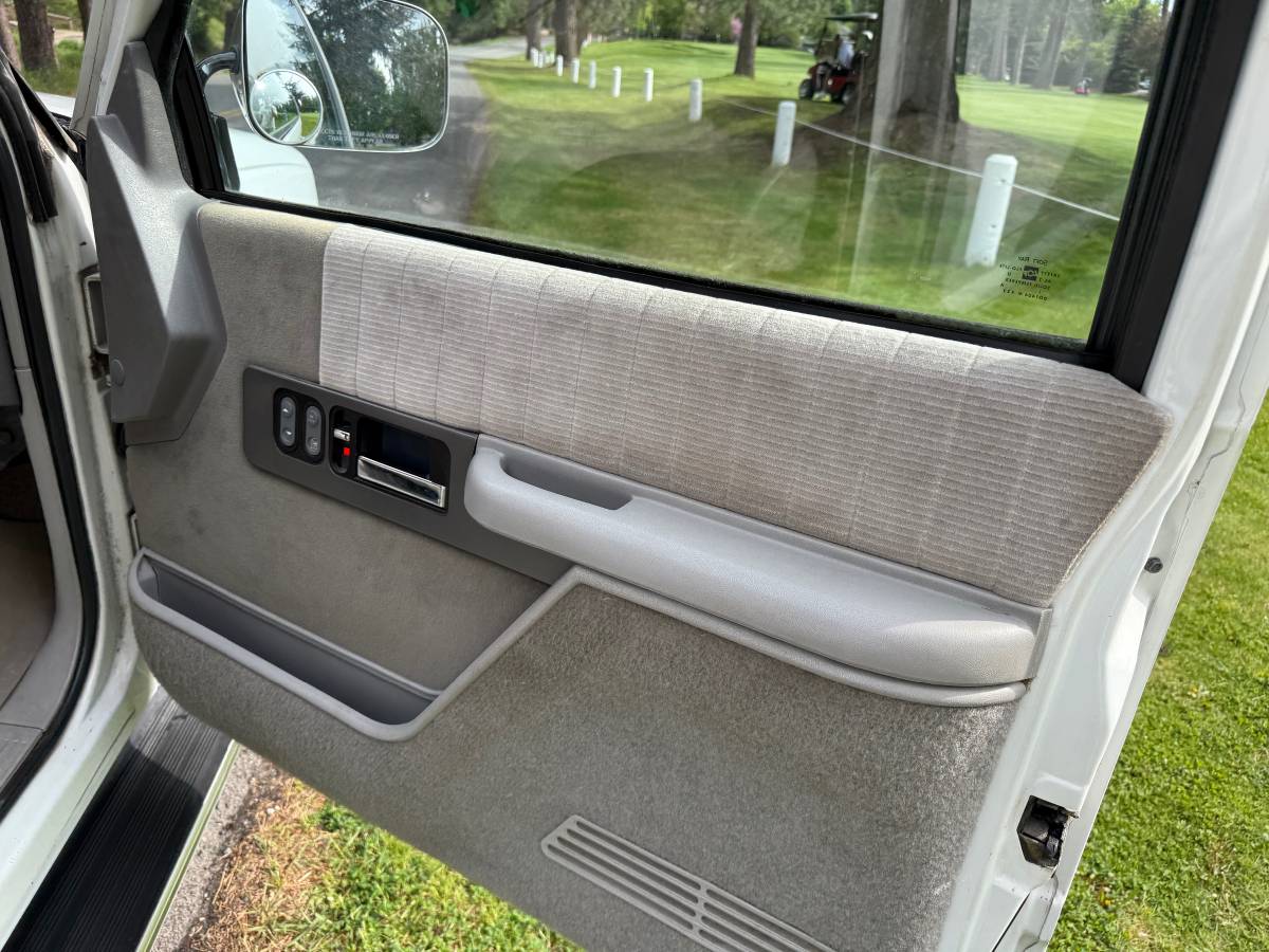 Gmc-Sierra-2500-1992-10