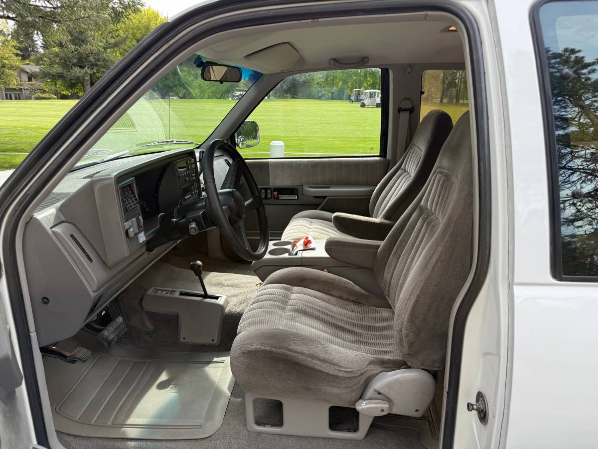 Gmc-Sierra-2500-1992-7