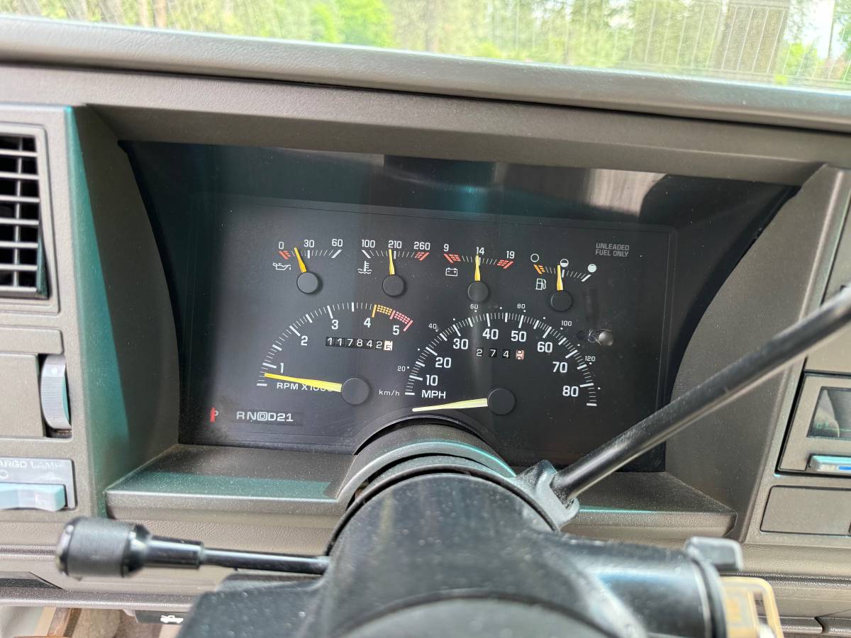 Gmc-Sierra-2500-1992-9