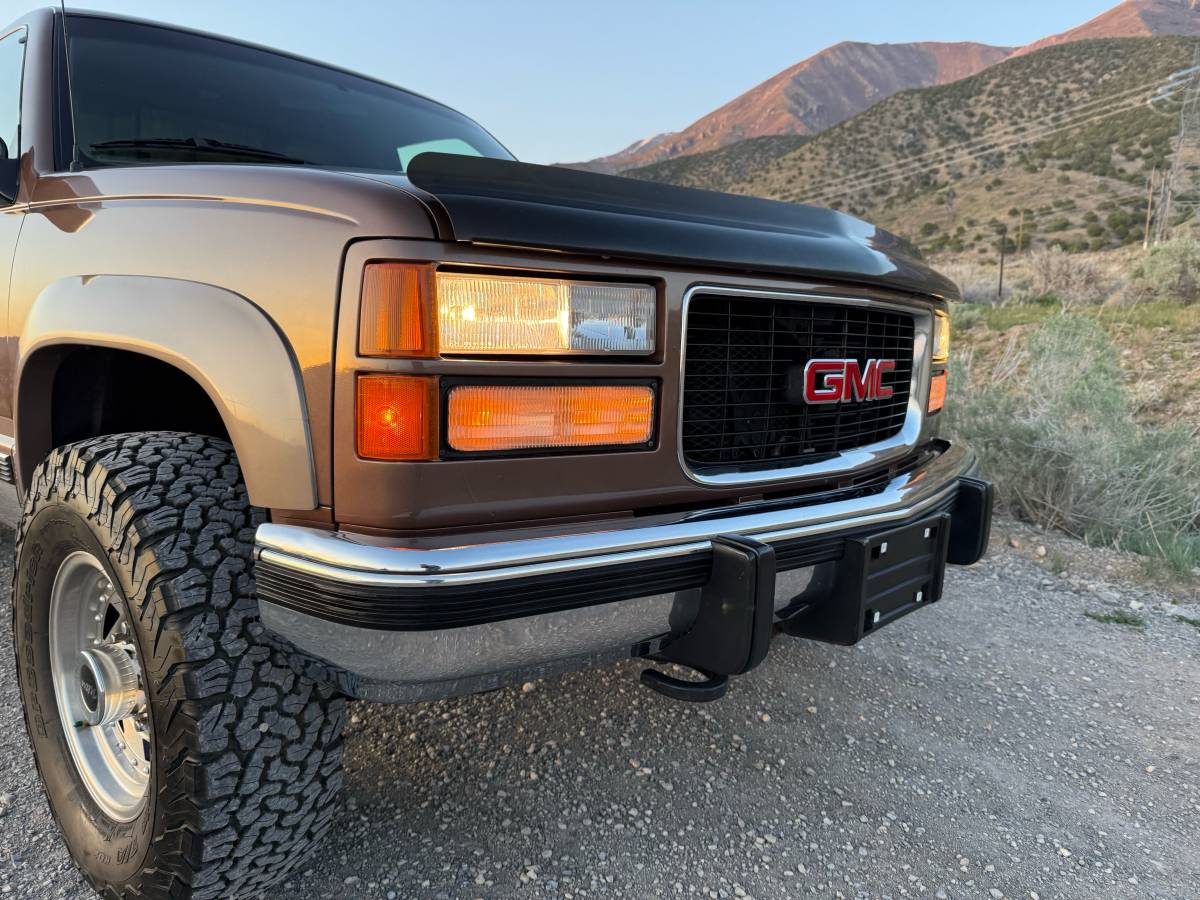 Gmc-Sierra-2500-1994-brown-10