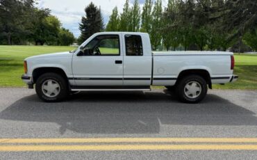 Gmc-Sierra-2500hd-1992-white-2