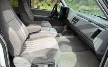Gmc-Sierra-2500hd-1992-white-8