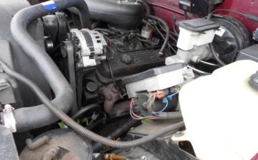 Gmc-Sierra-34-ton-nominal-1995-red-18