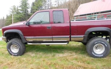 Gmc-Sierra-34-ton-nominal-1995-red-3