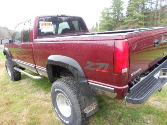 Gmc-Sierra-34-ton-nominal-1995-red-4