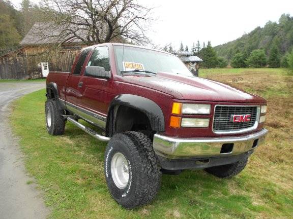 Gmc-Sierra-34-ton-nominal-1995-red